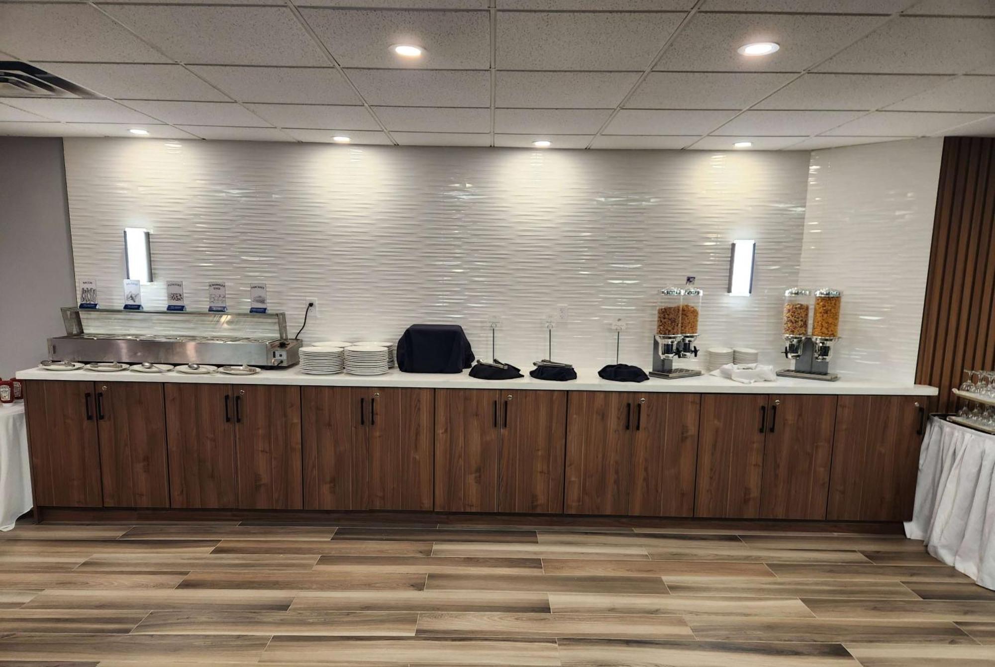 Ramada By Wyndham London Hotel Ngoại thất bức ảnh