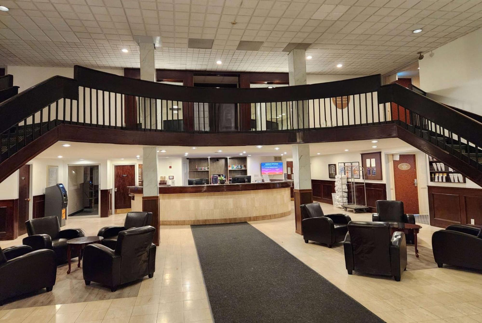Ramada By Wyndham London Hotel Ngoại thất bức ảnh