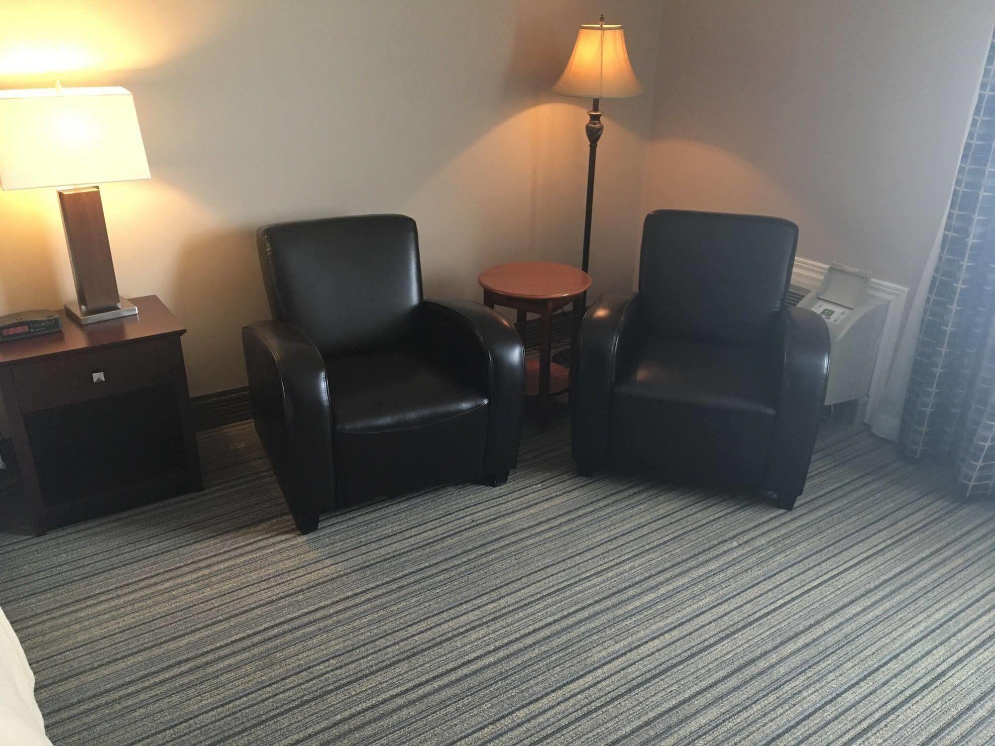 Ramada By Wyndham London Hotel Ngoại thất bức ảnh